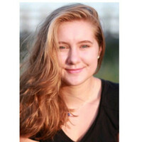 Helen profile image
